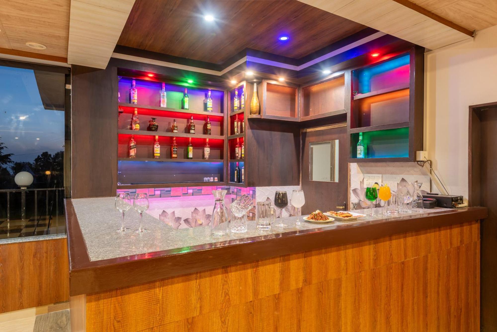 Hotel Shiva Sanctuary By Dls Hotels, Mcleod Ganj Dharamshala Exteriör bild