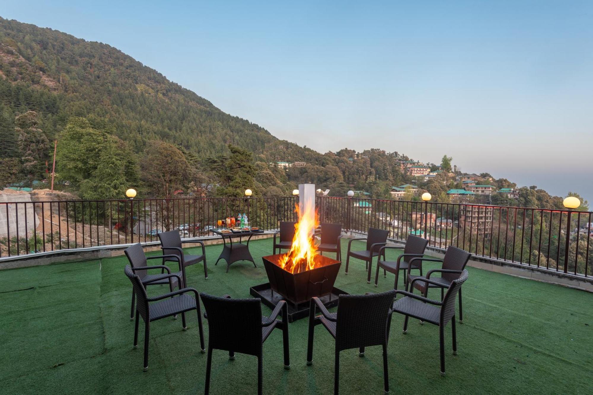 Hotel Shiva Sanctuary By Dls Hotels, Mcleod Ganj Dharamshala Exteriör bild